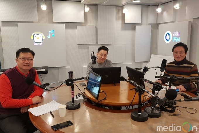 러브FM, ‘SBS 정치쇼’ 정두언, 노영민-강기정 임명에 잘한 인사