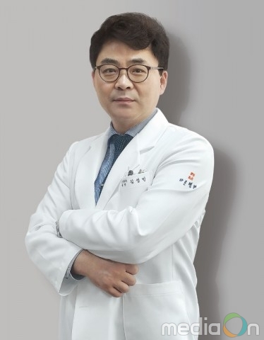 서울 바른병원 김성민 병원장, 해바라기 출연… “척추협착증 환자의 절망을 희망으로 바꾸다”